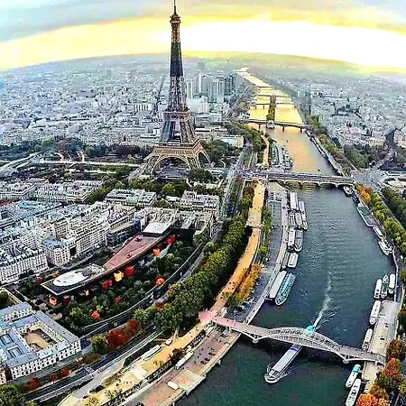 Wonderful In Paris Homestay *